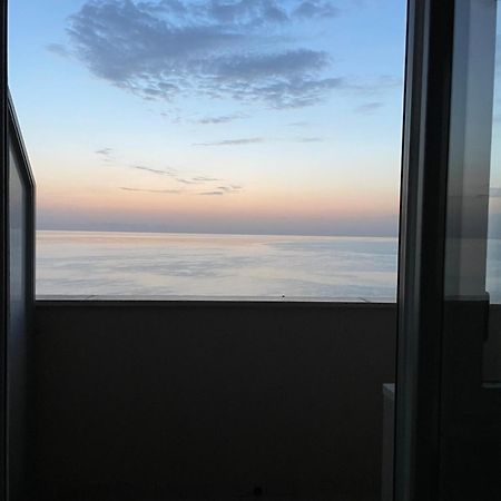 포르토레카나티 Il Balcone Sul Mare 아파트 외부 사진